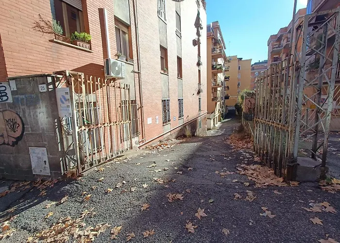 Lacasitadeau - Trastevere-monteverde-vaticano * Rom